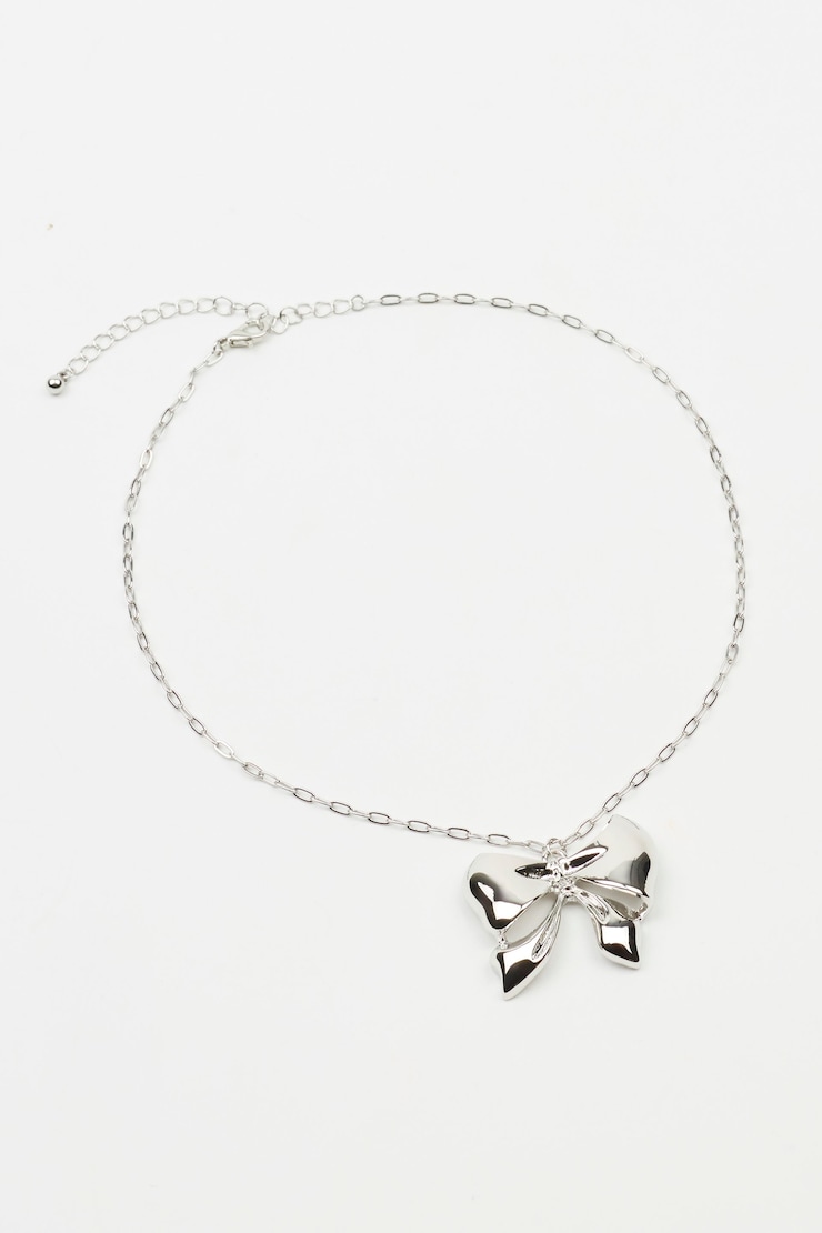 Oversized Metal Bow Necklace Gray - Image 2