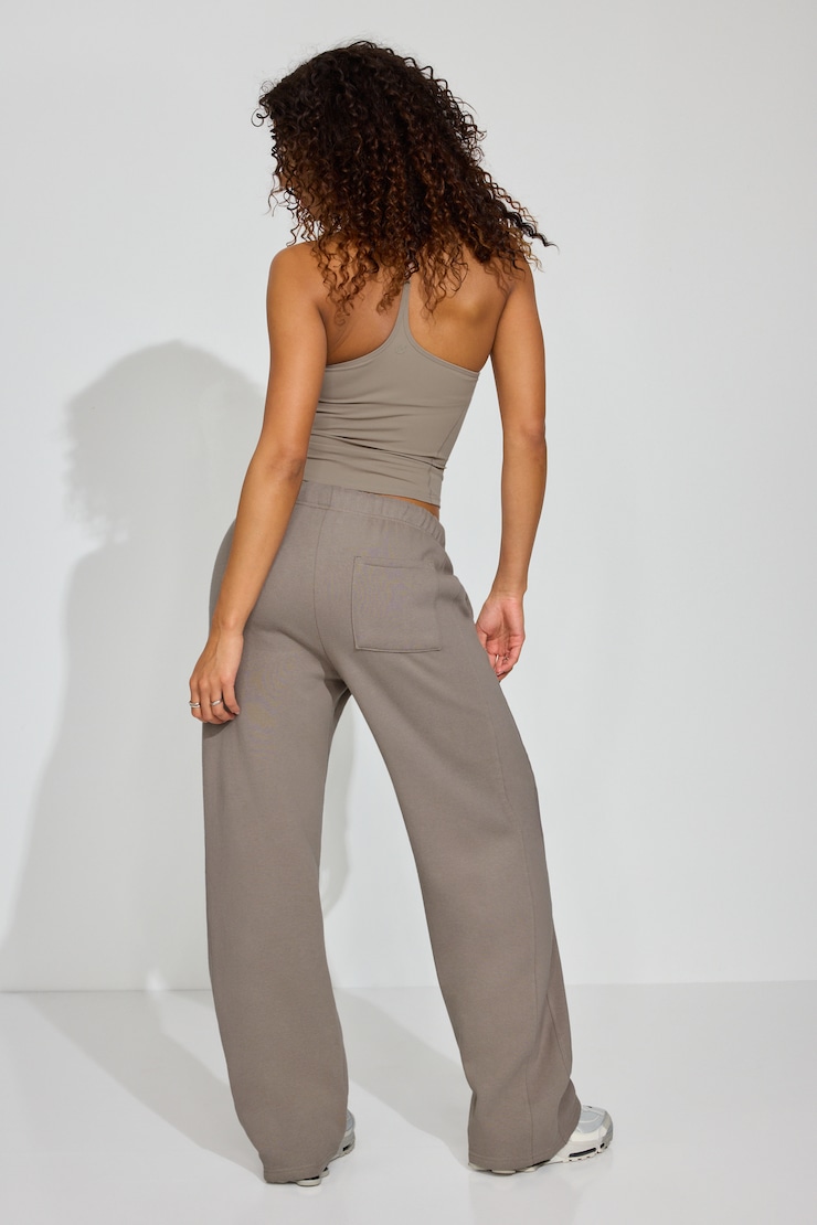 UltraFleece Straight Leg Sweatpants Beige - Image 3