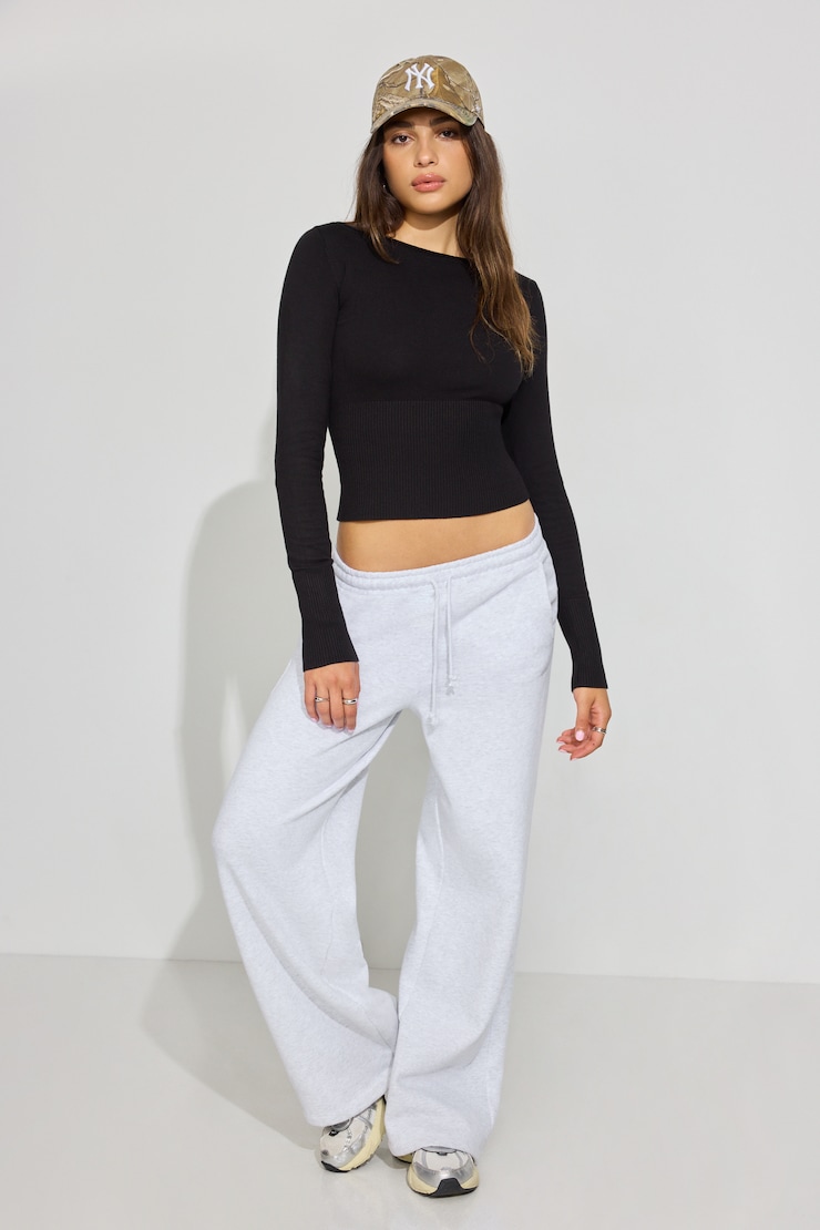 Ryan Fitted Boatneck Sweater Black - Image 2