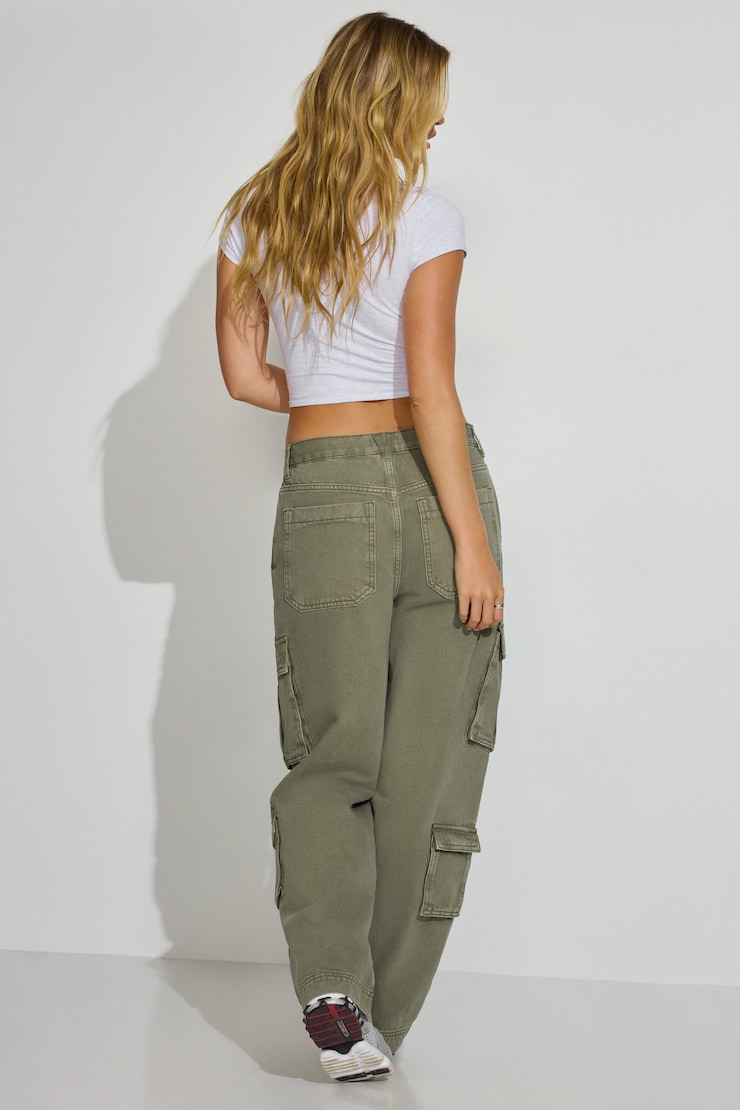 Low Rise Baggy Cargo Pants Green - Image 3